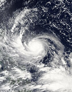 Bão Noru vào ngày 24 tháng 9, ngay trước khi đổ bộ Philippines.